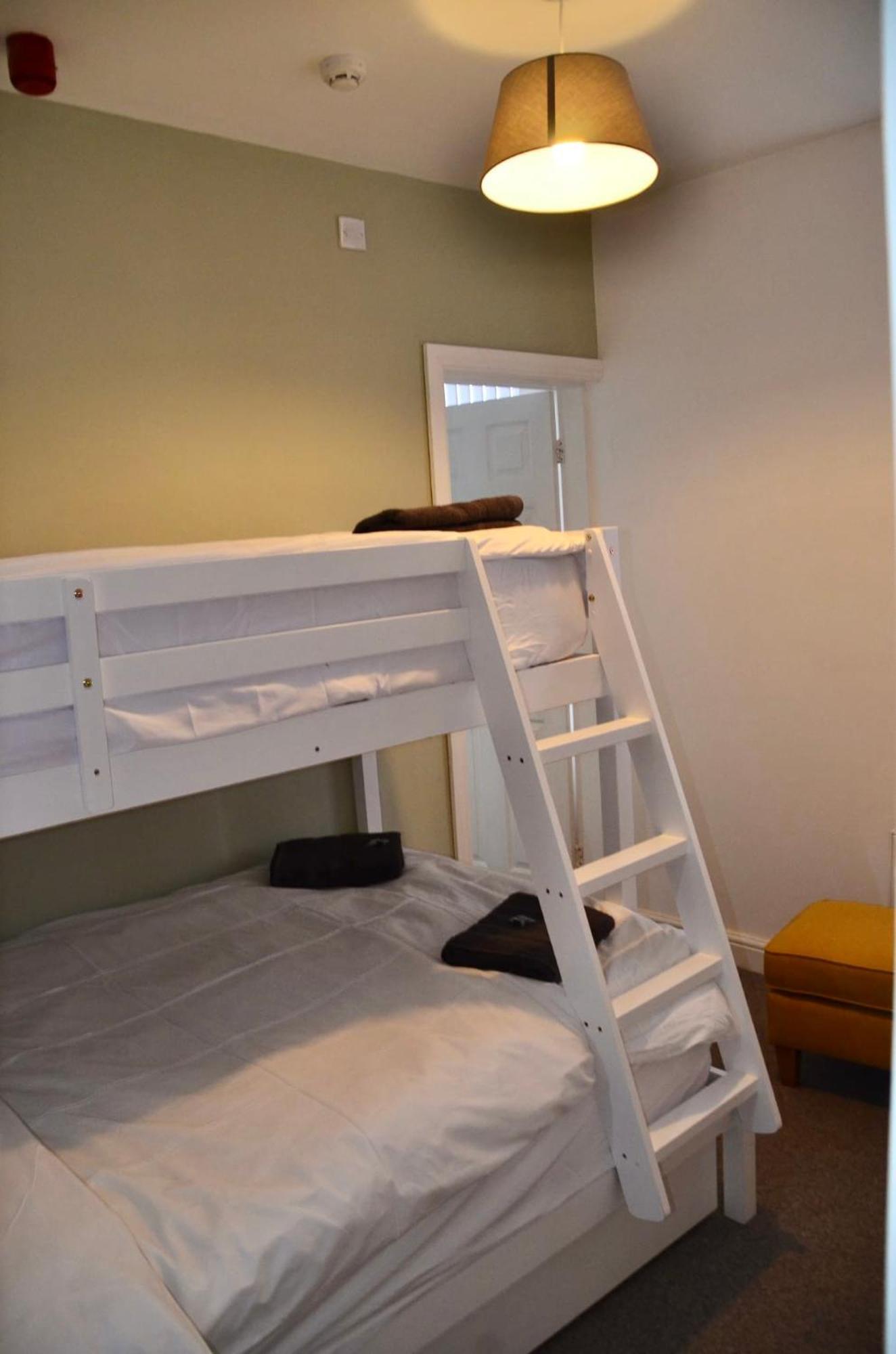 Blok 3 -Jacuzzi Suites, Apartment & Ensuite Rooms Blackpool Exterior foto