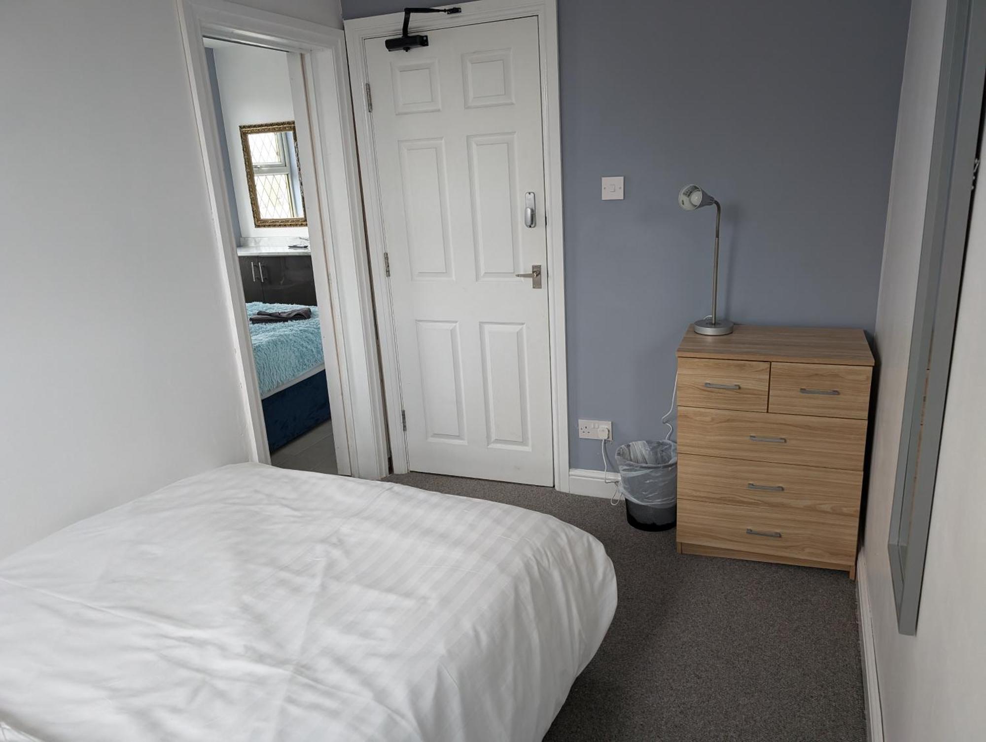 Blok 3 -Jacuzzi Suites, Apartment & Ensuite Rooms Blackpool Exterior foto