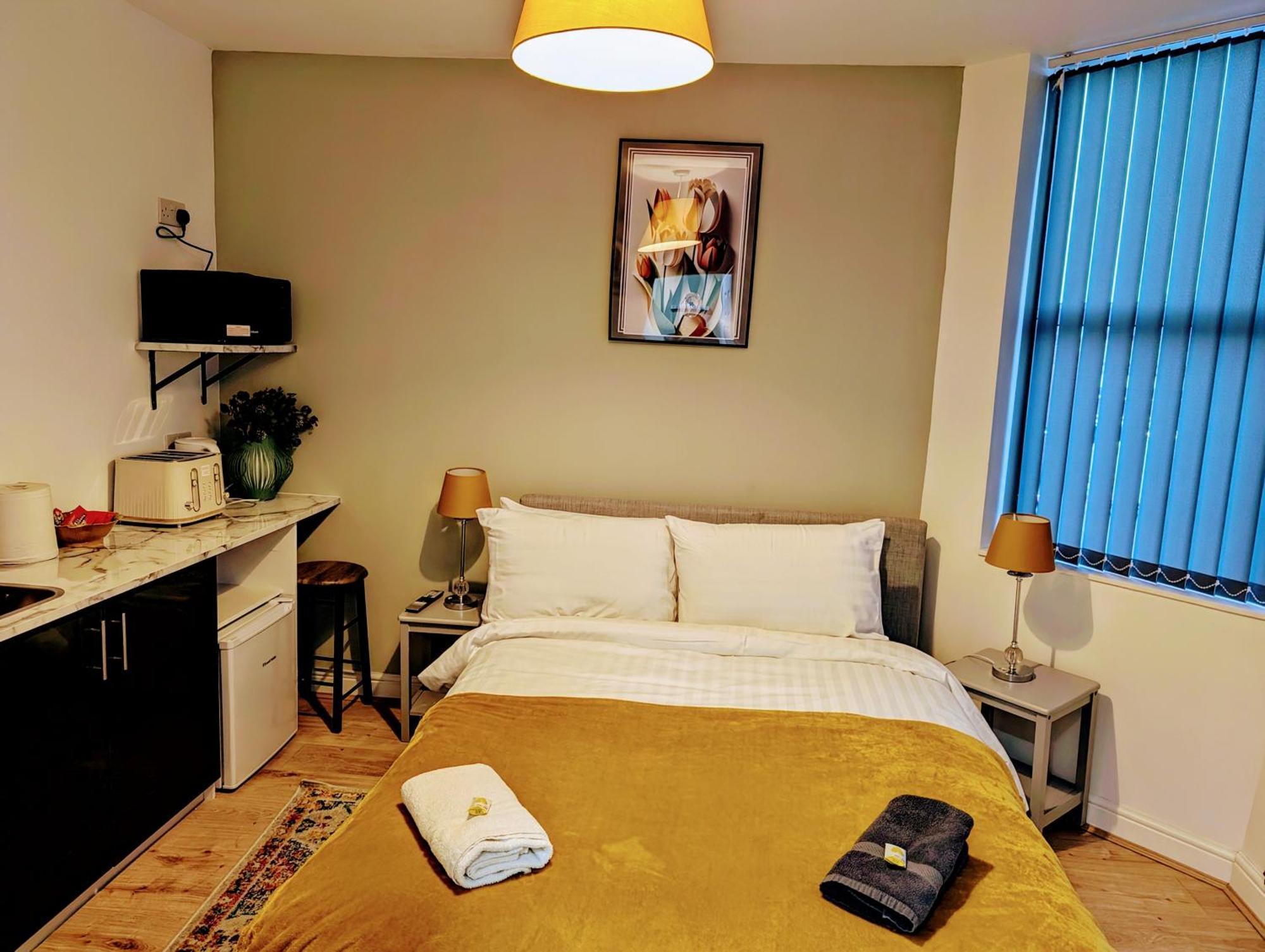 Blok 3 -Jacuzzi Suites, Apartment & Ensuite Rooms Blackpool Exterior foto