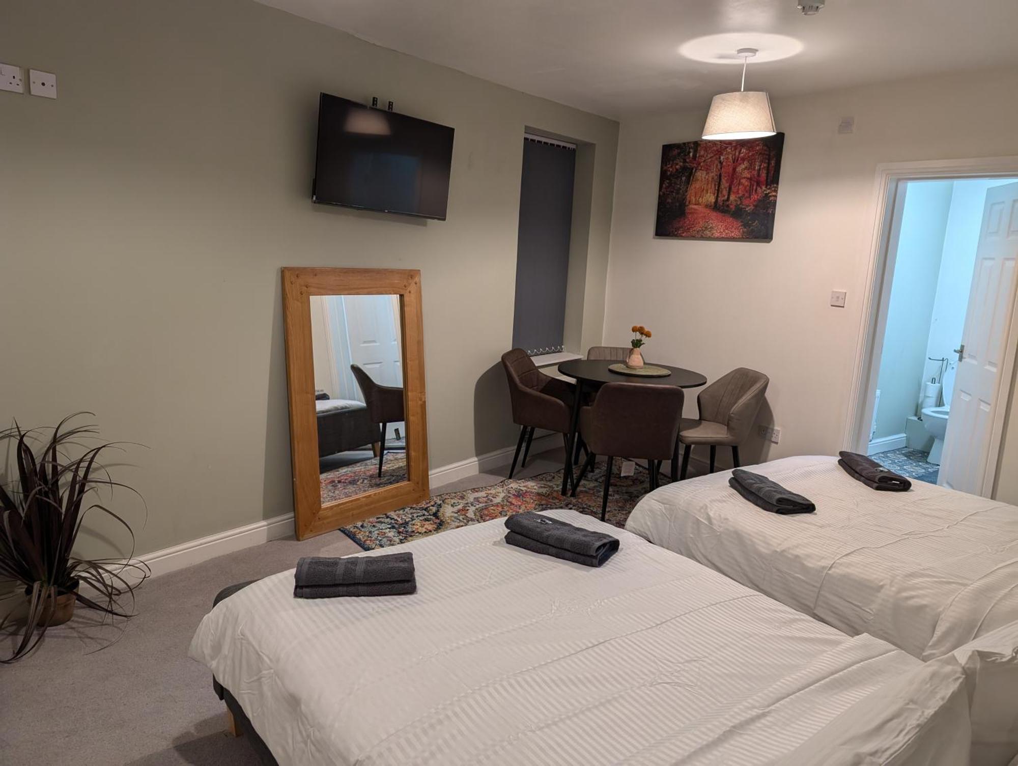 Blok 3 -Jacuzzi Suites, Apartment & Ensuite Rooms Blackpool Exterior foto