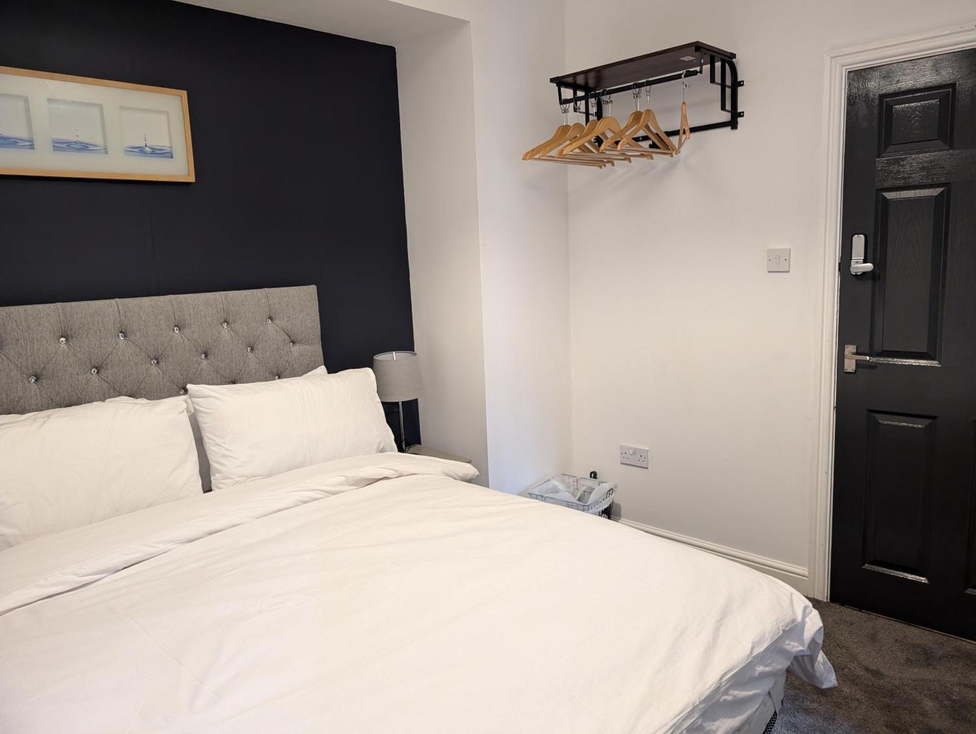 Blok 3 -Jacuzzi Suites, Apartment & Ensuite Rooms Blackpool Exterior foto